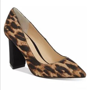Vince Camuto heels 👠